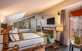 Navona Essence Hotel